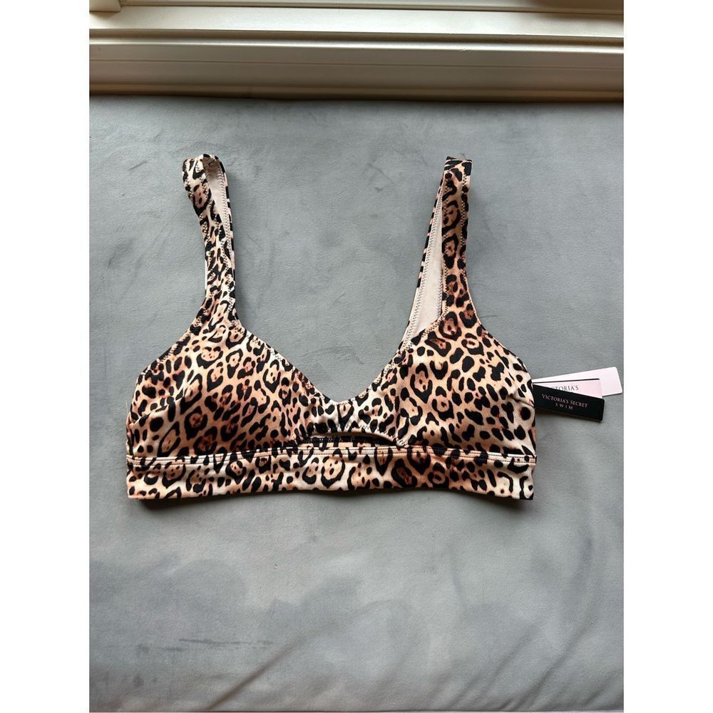 NWT victoria’s secret bikini top